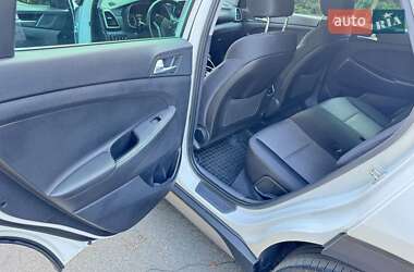 Внедорожник / Кроссовер Hyundai Tucson 2019 в 