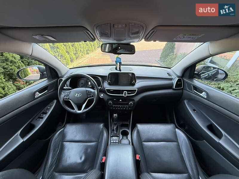 Позашляховик / Кросовер Hyundai Tucson 2019 в Чернівцях