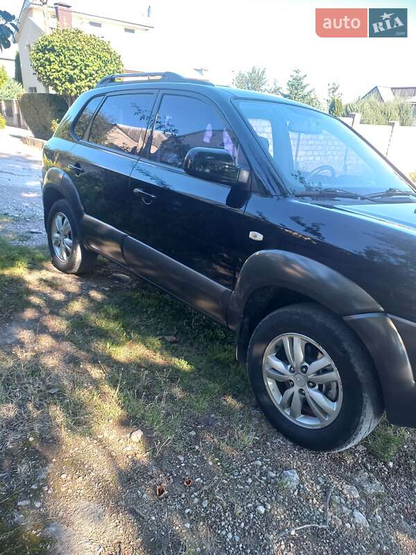 Внедорожник / Кроссовер Hyundai Tucson 2008 в Каменском фото 3 Внедорожник / Кроссовер Hyundai Tucson 2008 в Каменском