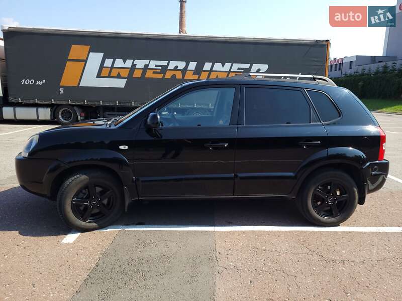 Позашляховик / Кросовер Hyundai Tucson 2009 в Городку