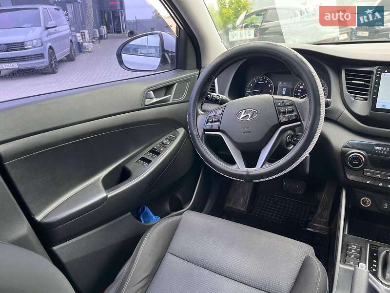 Позашляховик / Кросовер Hyundai Tucson 2016 в Львові