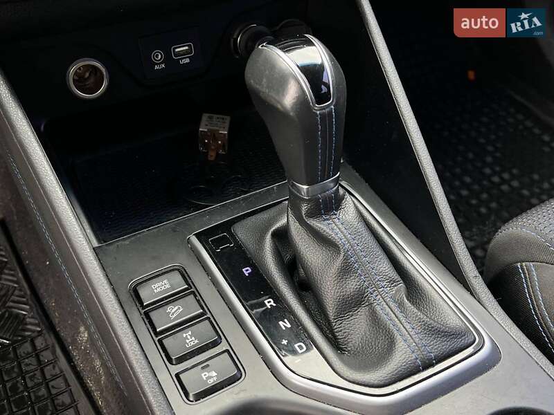 Позашляховик / Кросовер Hyundai Tucson 2016 в Львові