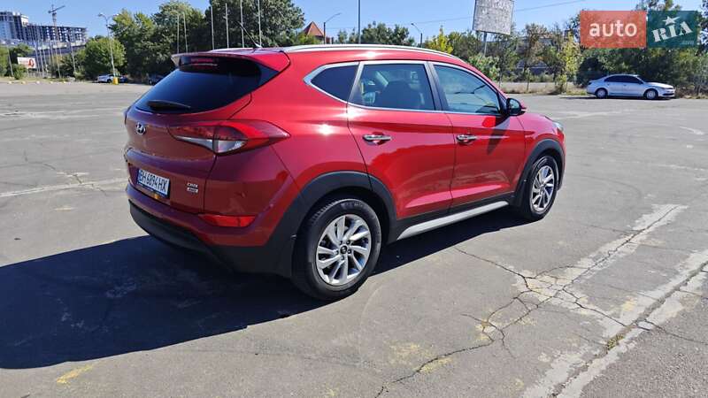 Позашляховик / Кросовер Hyundai Tucson 2017 в Одесі фото 2 Позашляховик / Кросовер Hyundai Tucson 2017 в Одесі