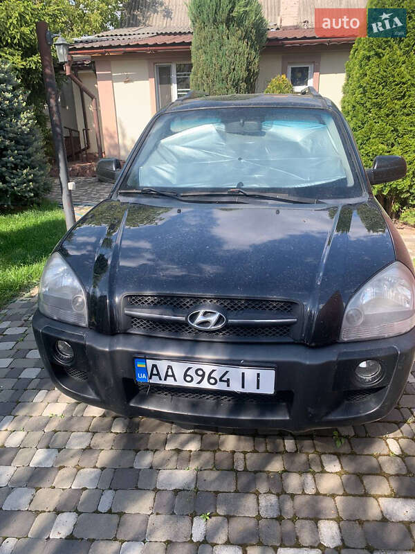 Внедорожник / Кроссовер Hyundai Tucson 2007 в 
