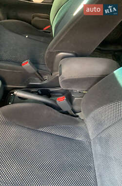 Внедорожник / Кроссовер Hyundai Tucson 2007 в 