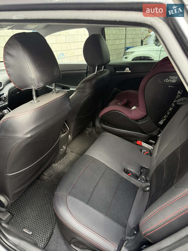 Позашляховик / Кросовер Hyundai Tucson 2018 в Києві