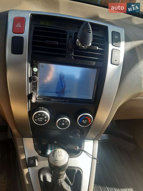Позашляховик / Кросовер Hyundai Tucson 2009 в Шостці фото 9 Позашляховик / Кросовер Hyundai Tucson 2009 в Шостці