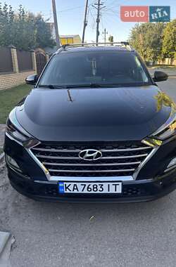 Внедорожник / Кроссовер Hyundai Tucson 2019 в 