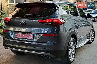 Внедорожник / Кроссовер Hyundai Tucson 2019 в 