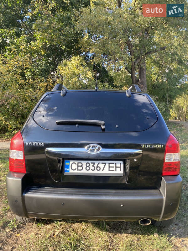Позашляховик / Кросовер Hyundai Tucson 2006 в Києві