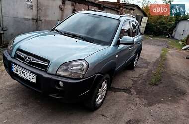 Внедорожник / Кроссовер Hyundai Tucson 2008 в 