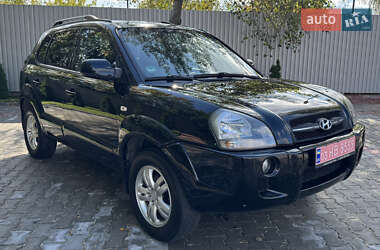 Внедорожник / Кроссовер Hyundai Tucson 2006 в 