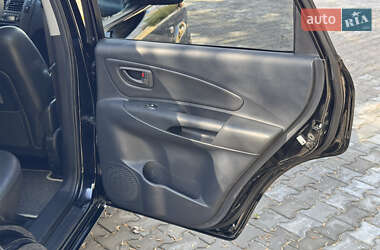 Внедорожник / Кроссовер Hyundai Tucson 2006 в 
