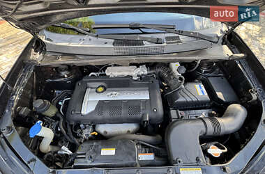 Внедорожник / Кроссовер Hyundai Tucson 2006 в 