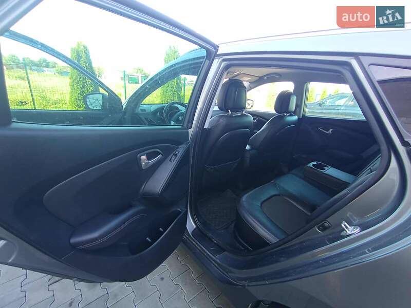 Внедорожник / Кроссовер Hyundai Tucson 2013 в Стрые