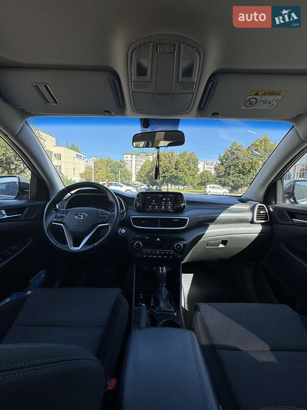 Внедорожник / Кроссовер Hyundai Tucson 2020 в Новояворовске
