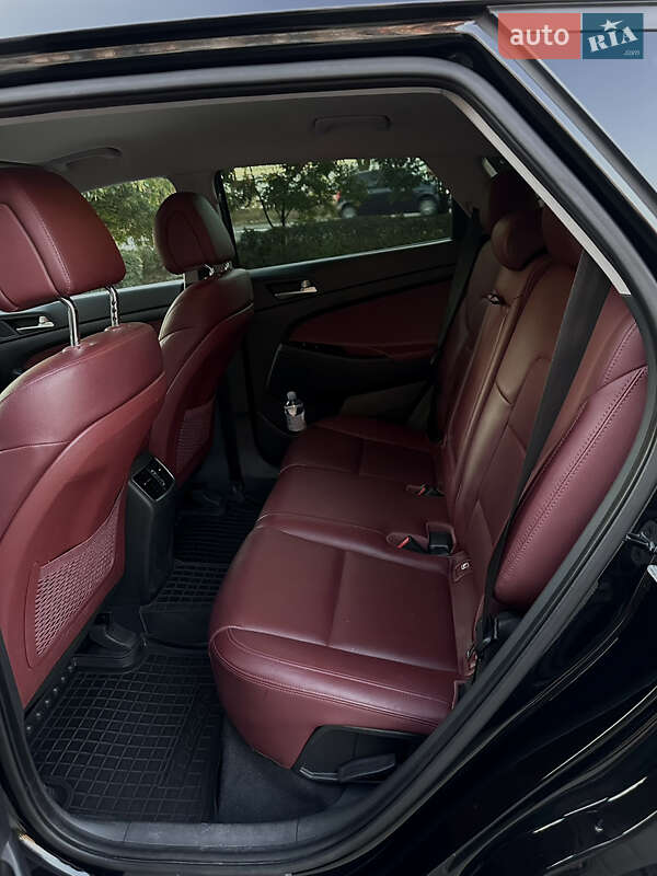 Внедорожник / Кроссовер Hyundai Tucson 2017 в Одессе фото 23 Внедорожник / Кроссовер Hyundai Tucson 2017 в Одессе