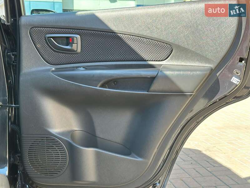 Позашляховик / Кросовер Hyundai Tucson 2011 в Одесі