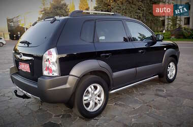 Позашляховик / Кросовер Hyundai Tucson 2007 в  фото 36 Позашляховик / Кросовер Hyundai Tucson 2007 в