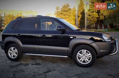 Позашляховик / Кросовер Hyundai Tucson 2007 в  фото 72 Позашляховик / Кросовер Hyundai Tucson 2007 в