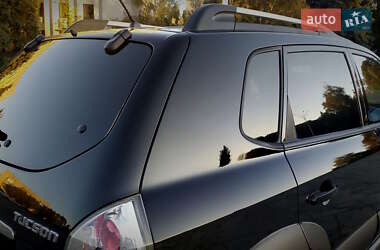 Позашляховик / Кросовер Hyundai Tucson 2007 в  фото 96 Позашляховик / Кросовер Hyundai Tucson 2007 в