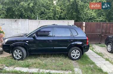 Внедорожник / Кроссовер Hyundai Tucson 2010 в 