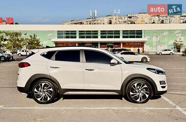 Внедорожник / Кроссовер Hyundai Tucson 2020 в 