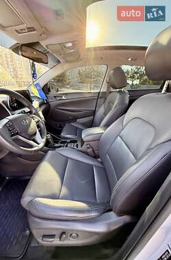 Внедорожник / Кроссовер Hyundai Tucson 2020 в 