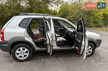 Внедорожник / Кроссовер Hyundai Tucson 2008 в 