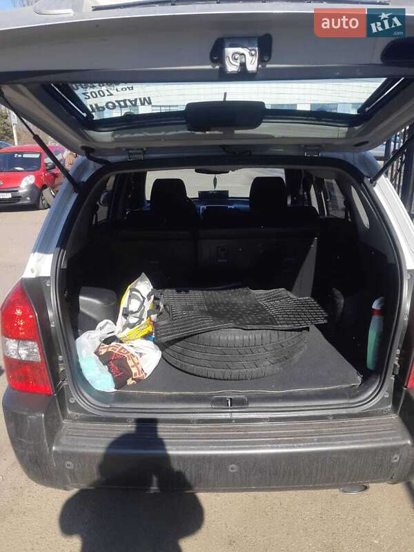 Внедорожник / Кроссовер Hyundai Tucson 2007 в Николаеве