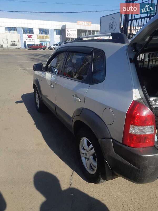 Внедорожник / Кроссовер Hyundai Tucson 2007 в Николаеве