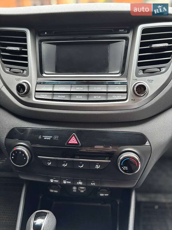 Внедорожник / Кроссовер Hyundai Tucson 2015 в Киеве