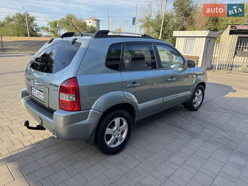 Позашляховик / Кросовер Hyundai Tucson 2010 в Кривому Розі
