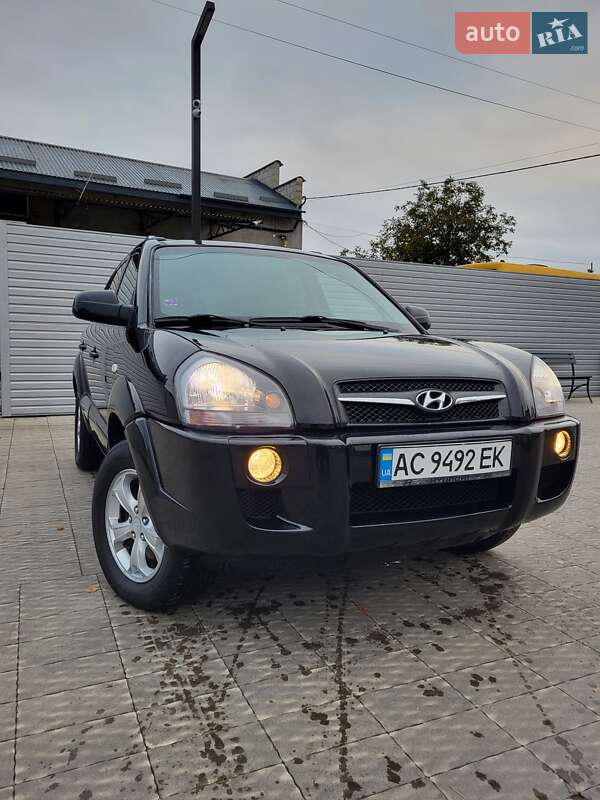 Позашляховик / Кросовер Hyundai Tucson 2009 в Володимирі