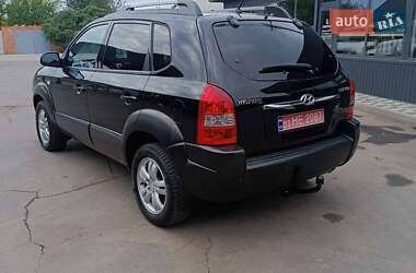 Внедорожник / Кроссовер Hyundai Tucson 2007 в 