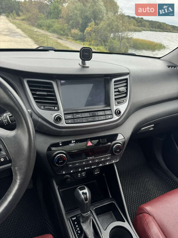 Позашляховик / Кросовер Hyundai Tucson 2016 в Києві фото 19 Позашляховик / Кросовер Hyundai Tucson 2016 в Києві