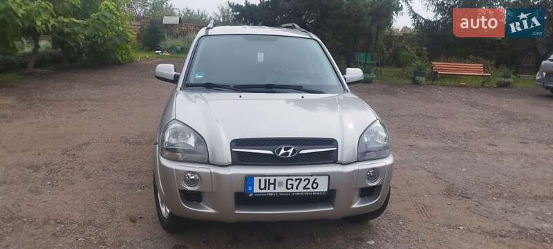 Внедорожник / Кроссовер Hyundai Tucson 2008 в Бердичеве фото 5 Внедорожник / Кроссовер Hyundai Tucson 2008 в Бердичеве