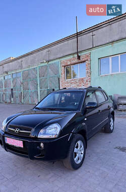 Позашляховик / Кросовер Hyundai Tucson 2008 в Сумах