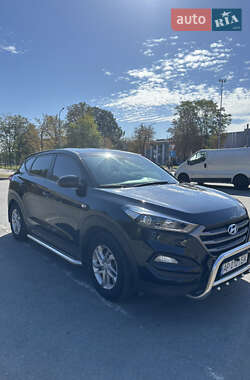 Позашляховик / Кросовер Hyundai Tucson 2016 в Запоріжжі