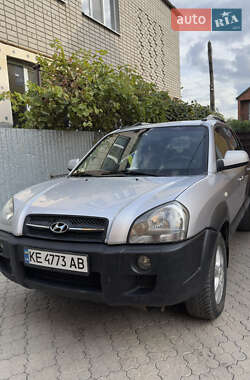Позашляховик / Кросовер Hyundai Tucson 2005 в Павлограді