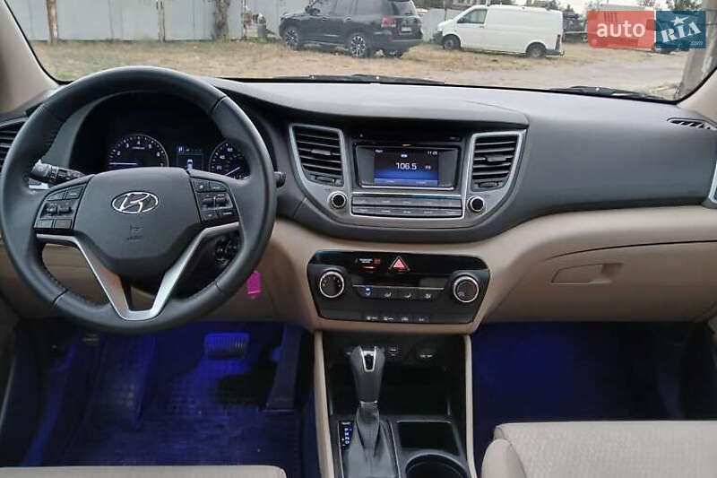 Внедорожник / Кроссовер Hyundai Tucson 2016 в Киеве фото 8 Внедорожник / Кроссовер Hyundai Tucson 2016 в Киеве