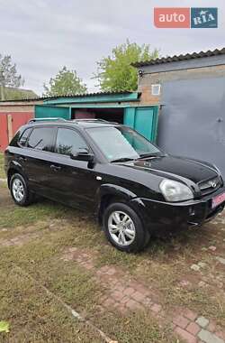 Внедорожник / Кроссовер Hyundai Tucson 2005 в Хороле