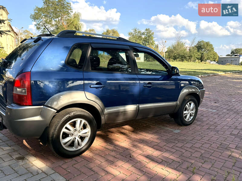 Внедорожник / Кроссовер Hyundai Tucson 2008 в Харькове