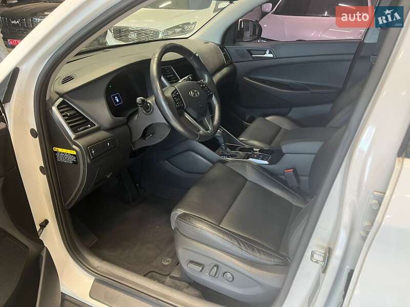 Внедорожник / Кроссовер Hyundai Tucson 2015 в Одессе фото 18 Внедорожник / Кроссовер Hyundai Tucson 2015 в Одессе