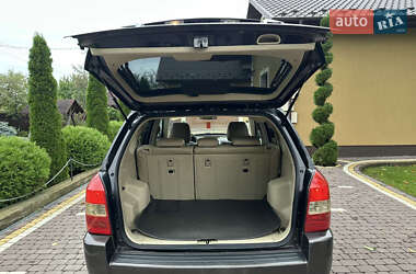 Внедорожник / Кроссовер Hyundai Tucson 2006 в 
