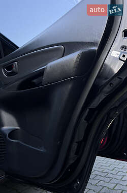 Внедорожник / Кроссовер Hyundai Tucson 2007 в 