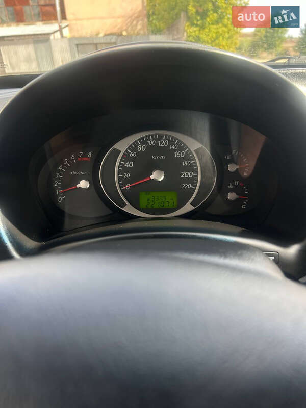 Позашляховик / Кросовер Hyundai Tucson 2006 в Шаргороді