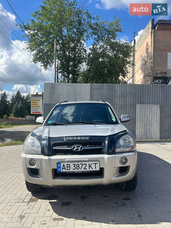 Позашляховик / Кросовер Hyundai Tucson 2006 в Шаргороді