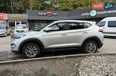 Внедорожник / Кроссовер Hyundai Tucson 2016 в Черновцах