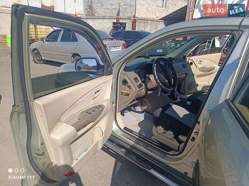 Позашляховик / Кросовер Hyundai Tucson 2005 в Павлограді фото 14 Позашляховик / Кросовер Hyundai Tucson 2005 в Павлограді